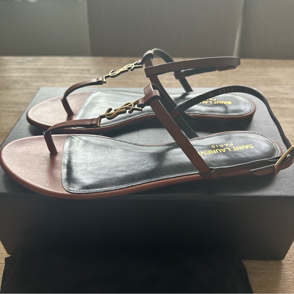 Saint Laurent Brown Cassandra Flat Sandals 41 - Picture 4 of 7